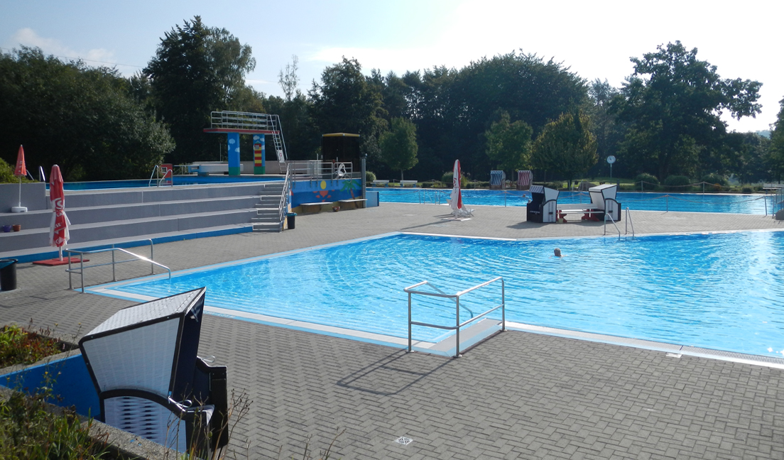 Waldschwimmbad Fuldatal-Ihringshausen auf Sparkurs mit dem DEPOLOX® Pool E 700 P Pool Management System
